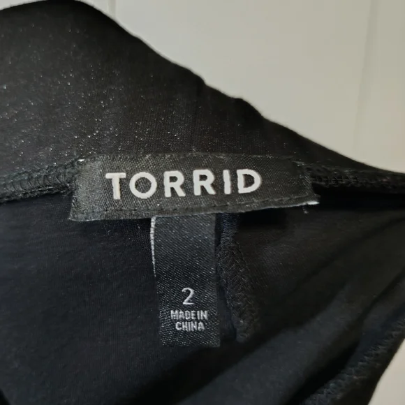 Torrid Stretchy Black Pencil Skirt - Picture 4 of 4